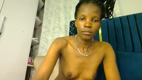 Snapshot of luckyy003 chatting on October 19, 2025, 7:03 pm brielle online show from October 19, 2025, 7:03 pm