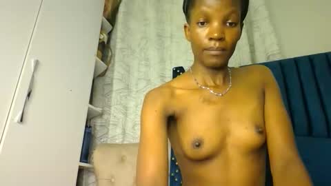 Snapshot of luckyy003 chatting on October 21, 2025, 6:52 pm brielle online show from October 21, 2025, 6:52 pm