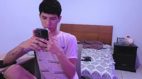 Lu Independent Model online show from April 9, 2026, 12:10 am