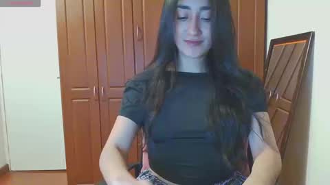 Lucy online show from September 22, 2025, 11:40 pm