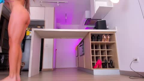 Snapshot of lucy__77 chatting on May 13, 2026, 2:36 pm Hello my name is Lucy nice to meet you thumb up is important for me kisses online show from May 13, 2026, 2:36 pm