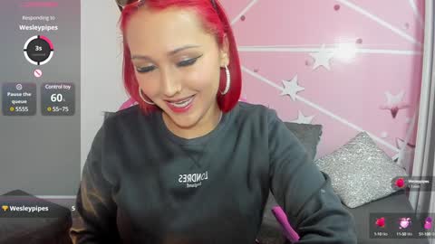 lucy_beatifull online show from January 3, 2025, 8:43 am