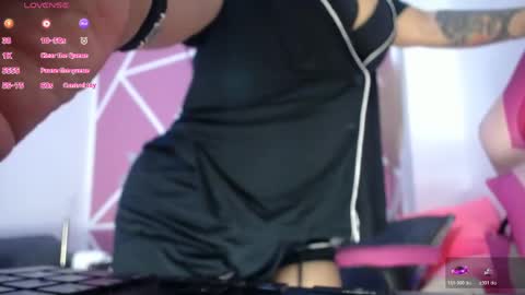 lucy_beatifull online show from March 23, 2026, 11:58 am