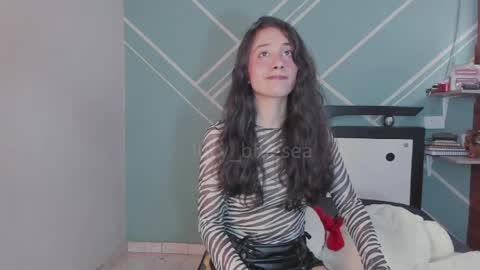 Snapshot of lucy_bluesea chatting on April 23, 2026, 3:03 pm Lucy Herrera online show from April 23, 2026, 3:03 pm
