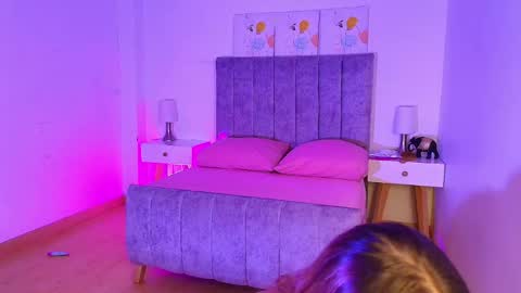 lucy online show from April 20, 2026, 3:42 am