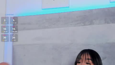 Snapshot of lucy_ev chatting on October 27, 2025, 12:47 am Lucy online show from October 27, 2025, 12:47 am