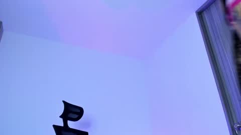 lucyfer online show from February 21, 2025, 11:10 pm