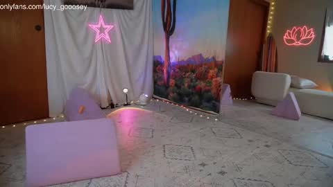 Lucy. online show from September 17, 2025, 8:43 pm