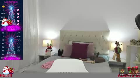 Lucia online show from December 15, 2024, 10:37 pm