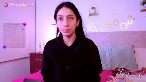 Luciana online show from December 15, 2025, 2:16 am