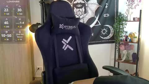 Snapshot of lucy_meoww chatting on February 10, 2025, 6:24 pm lucy meoww online show from February 10, 2025, 6:24 pm