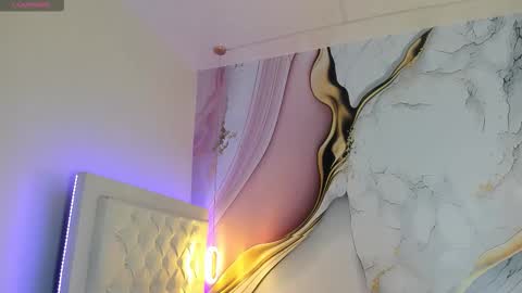 Snapshot of lucy_milf_474 chatting on November 24, 2025, 11:54 am Lucy online show from November 24, 2025, 11:54 am