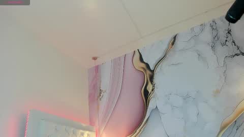 Snapshot of lucy_milf_474 chatting on December 22, 2025, 12:02 pm Lucy online show from December 22, 2025, 12:02 pm