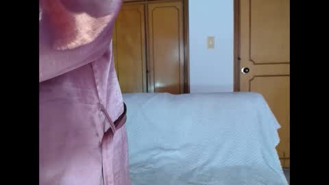  SleepyAbuela online show from February 25, 2026, 1:21 pm