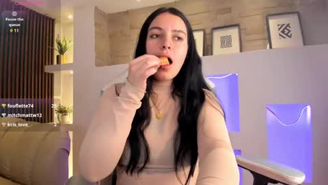 Snapshot of lucy_smith7 chatting on January 4, 2025, 5:16 pm Sofia online show from January 4, 2025, 5:16 pm