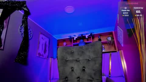 Lucy  online show from November 21, 2025, 11:53 am