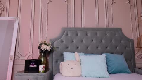 LucyAddison online show from April 8, 2026, 9:09 am