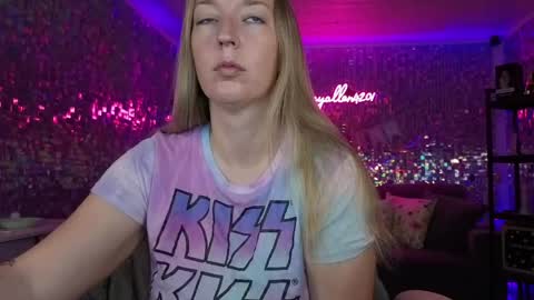 Snapshot of lucyallen4201 chatting on April 23, 2026, 10:14 am lucyallen4201 online show from April 23, 2026, 10:14 am