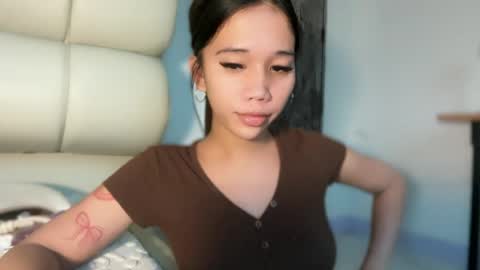 lucyforr online show from July 7, 2026, 5:21 am