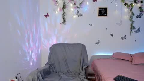 Lucy online show from December 29, 2024, 1:13 am