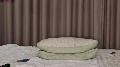 Snapshot of lucynuty chatting on January 7, 2025, 5:01 am Love kinky Go here online show from January 7, 2025, 5:01 am