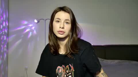 Lucy online show from December 1, 2025, 1:16 pm