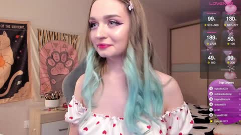 Lucy online show from February 1, 2025, 7:55 pm