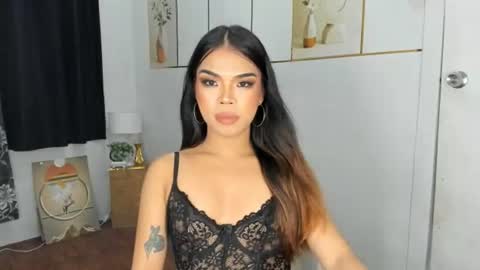 Snapshot of lucyvane chatting on July 13, 2026, 2:47 am lucyvane online show from July 13, 2026, 2:47 am