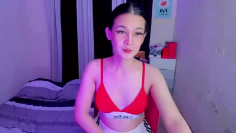 Snapshot of lucyx143 chatting on July 15, 2026, 7:19 pm Lucy online show from July 15, 2026, 7:19 pm