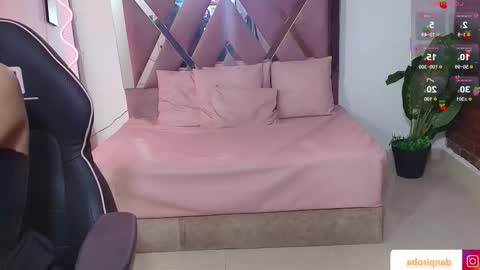 ludo_kitty_tay online show from September 16, 2025, 3:18 am