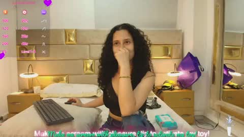 Snapshot of ludovicca_mark chatting on May 16, 2026, 9:13 pm Ludovicca Mark online show from May 16, 2026, 9:13 pm
