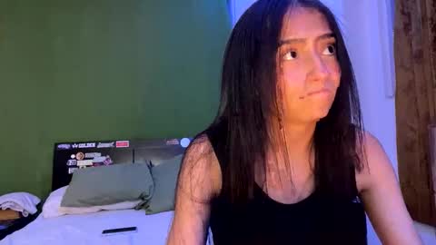 lugiiz05_ online show from November 7, 2025, 4:34 am