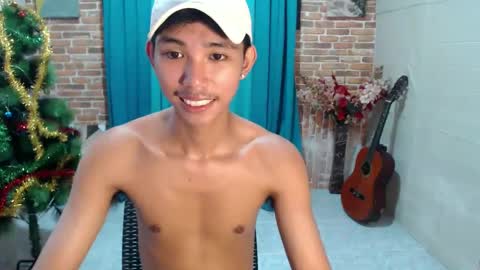 Snapshot of lui_the_fucker chatting on December 26, 2024, 4:43 am lui_the_fucker online show from December 26, 2024, 4:43 am