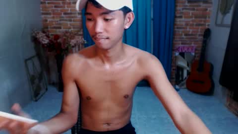 Snapshot of lui_the_fucker chatting on January 9, 2025, 11:47 am lui_the_fucker online show from January 9, 2025, 11:47 am