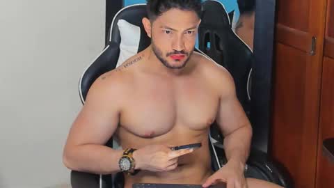 luis_baptista online show from September 24, 2025, 2:04 am