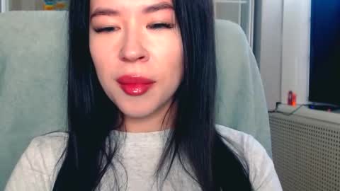 luisa lovedom online show from September 24, 2025, 8:39 am