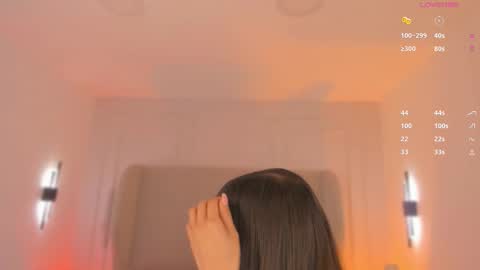 L U I S A online show from November 27, 2025, 8:00 pm