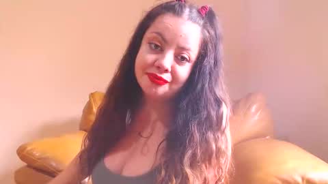 Cassie online show from October 12, 2025, 10:25 am