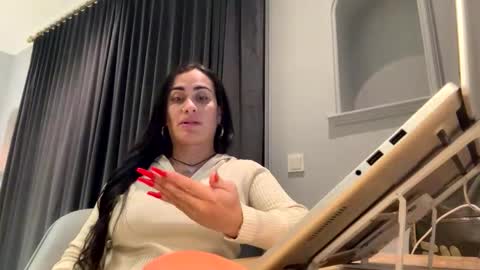 Snapshot of luisamonsterdick chatting on October 20, 2025, 8:42 pm Luisa Monsters online show from October 20, 2025, 8:42 pm