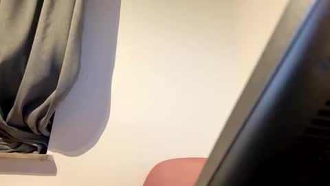 Snapshot of luisamonsterdick chatting on October 29, 2025, 9:38 pm Luisa Monsters online show from October 29, 2025, 9:38 pm