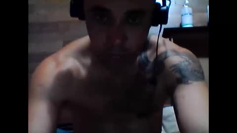 luisiete70431001 online show from May 6, 2026, 3:13 am