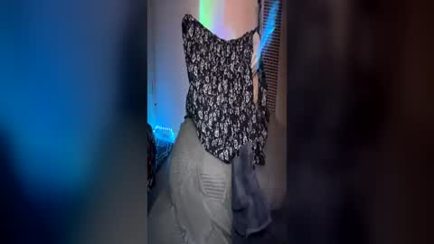 luisjg24hrs online show from July 7, 2026, 6:12 pm
