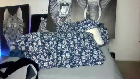 luisjg24hrs online show from July 9, 2026, 4:55 pm