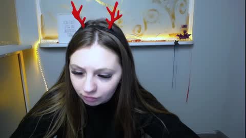 Snapshot of luizaheems_ chatting on December 23, 2024, 11:25 am Luiza online show from December 23, 2024, 11:25 am