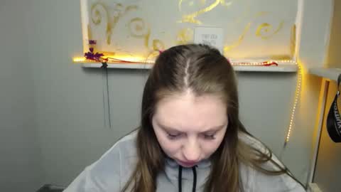 Snapshot of luizaheems_ chatting on February 23, 2025, 10:28 am Luiza online show from February 23, 2025, 10:28 am