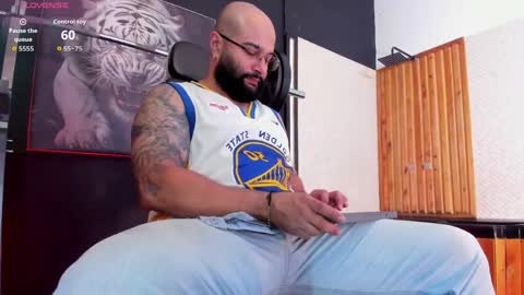 LUKE online show from April 9, 2026, 11:48 am