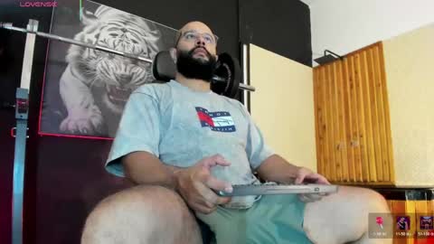 Snapshot of luke__09 chatting on May 28, 2026, 10:34 am LUKE online show from May 28, 2026, 10:34 am