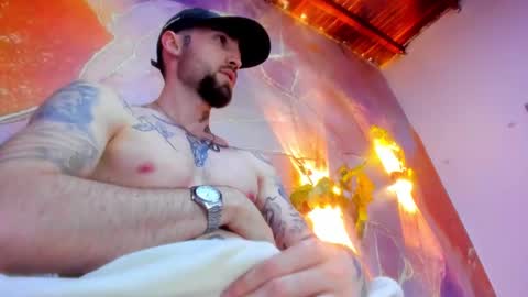 LUKE online show from February 8, 2025, 6:12 pm