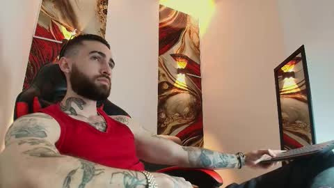 LUKE online show from October 14, 2025, 1:34 pm