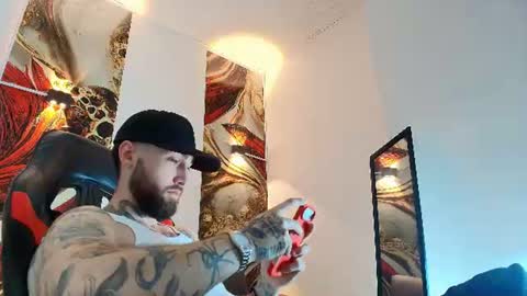 Snapshot of luke_davis01 chatting on June 17, 2026, 1:01 pm LUKE online show from June 17, 2026, 1:01 pm